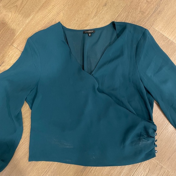 Women’s Blouse - Picture 4 of 5